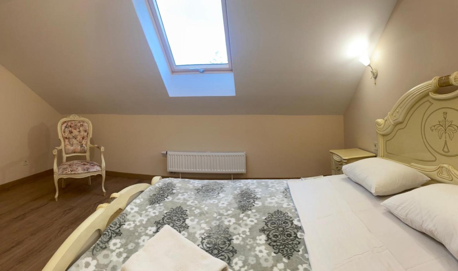 Apart Yaroslava Osmomysla 9 Square - City Center Leopoli Esterno foto