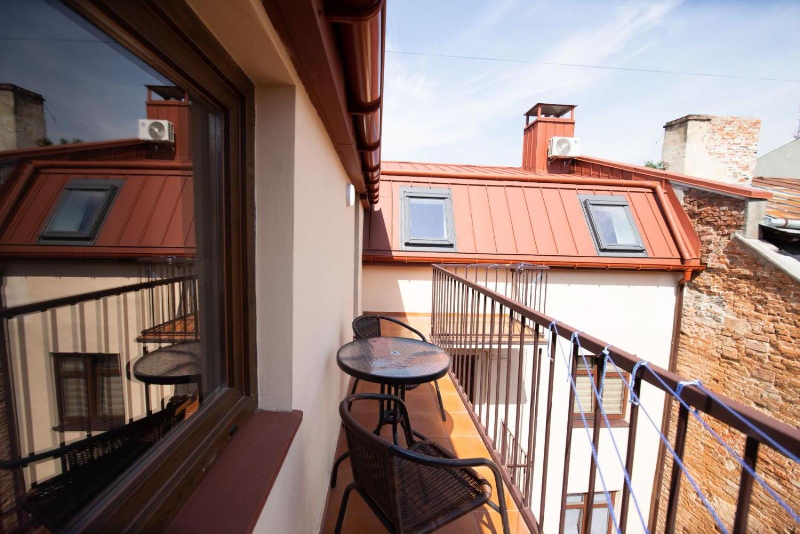Apart Yaroslava Osmomysla 9 Square - City Center Leopoli Esterno foto